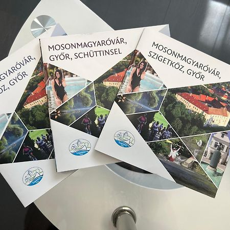 Star Street Home Mosonmagyaróvár Екстериор снимка